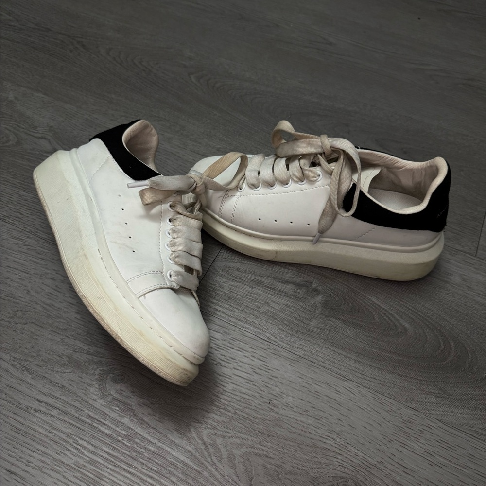 Alexander McQueen Women's Oversized Suede Heel Detail Sneakers
